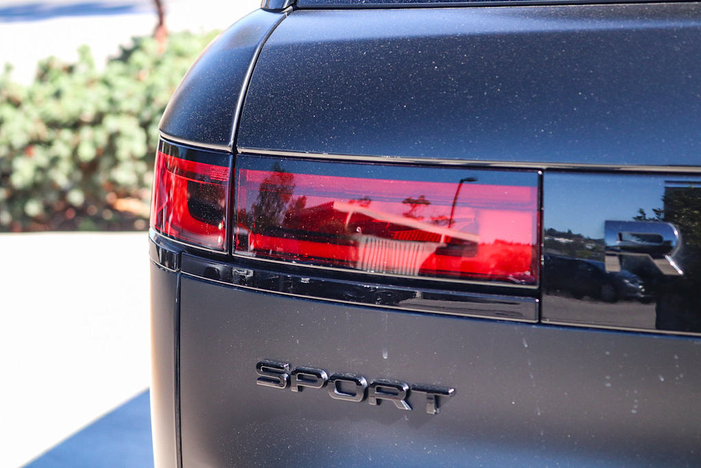 Thumbnail: 2025 Land Rover Range Rover Sport - 20