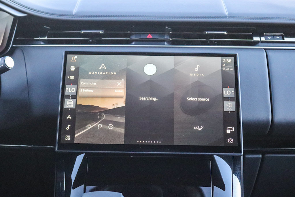 Thumbnail: 2025 Land Rover Range Rover Sport - 14