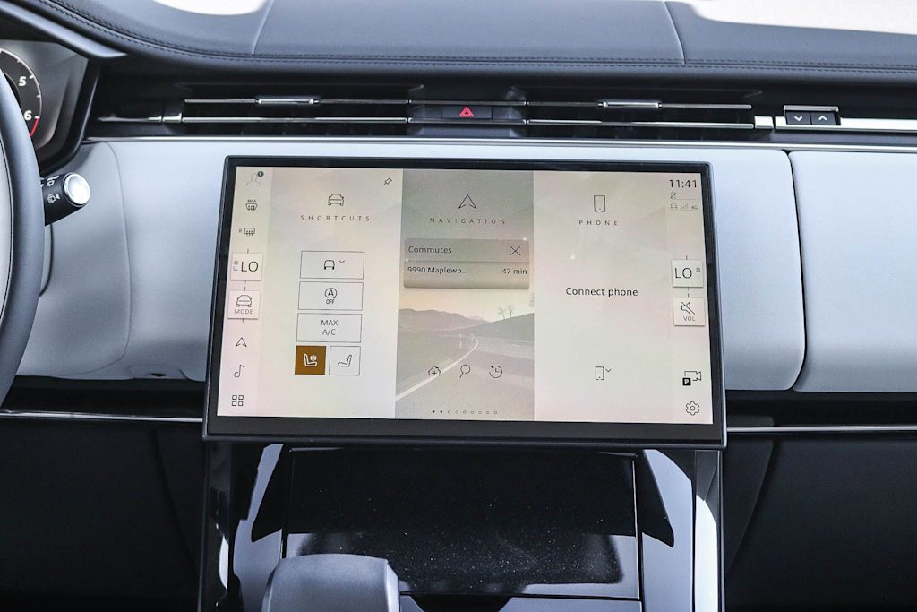 Thumbnail: 2025 Land Rover Range Rover Sport - 19