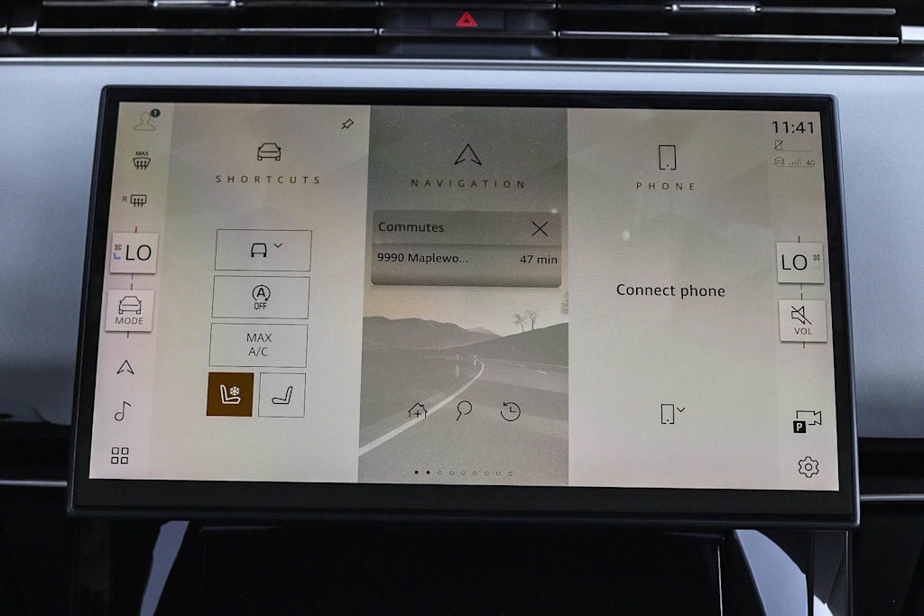 Thumbnail: 2025 Land Rover Range Rover Sport - 12