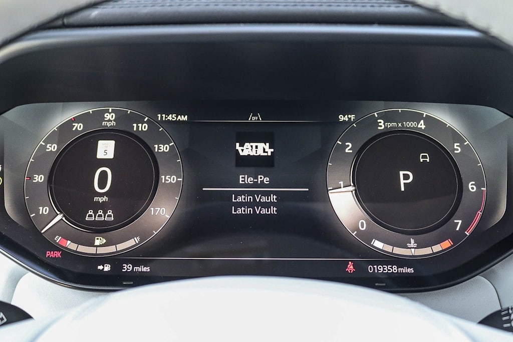 Thumbnail: 2025 Land Rover Range Rover Sport - 14