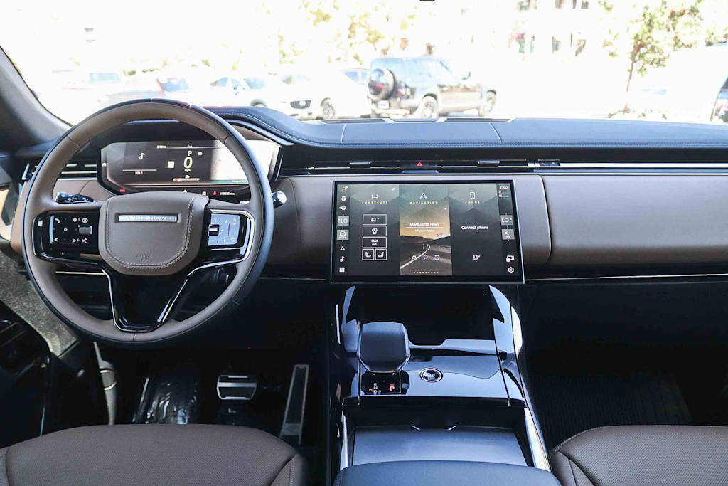 Thumbnail: 2025 Land Rover Range Rover Sport - 2