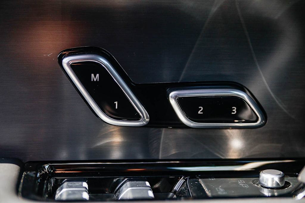 Thumbnail: 2024 Land Rover Range Rover Sport - 6