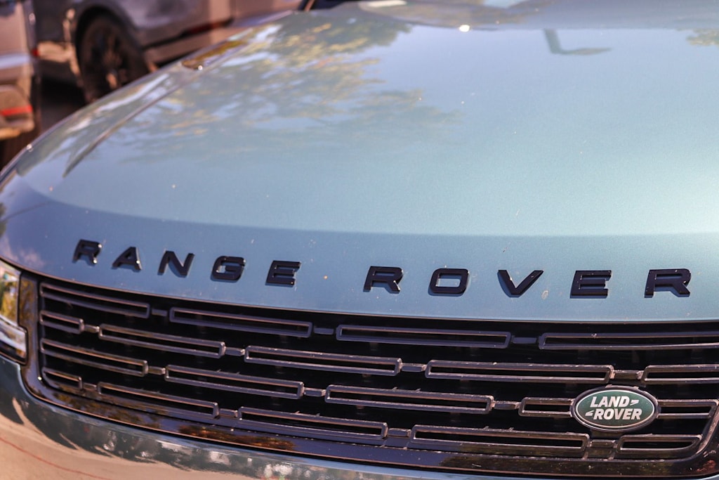 Thumbnail: 2023 Land Rover Range Rover Sport - 6