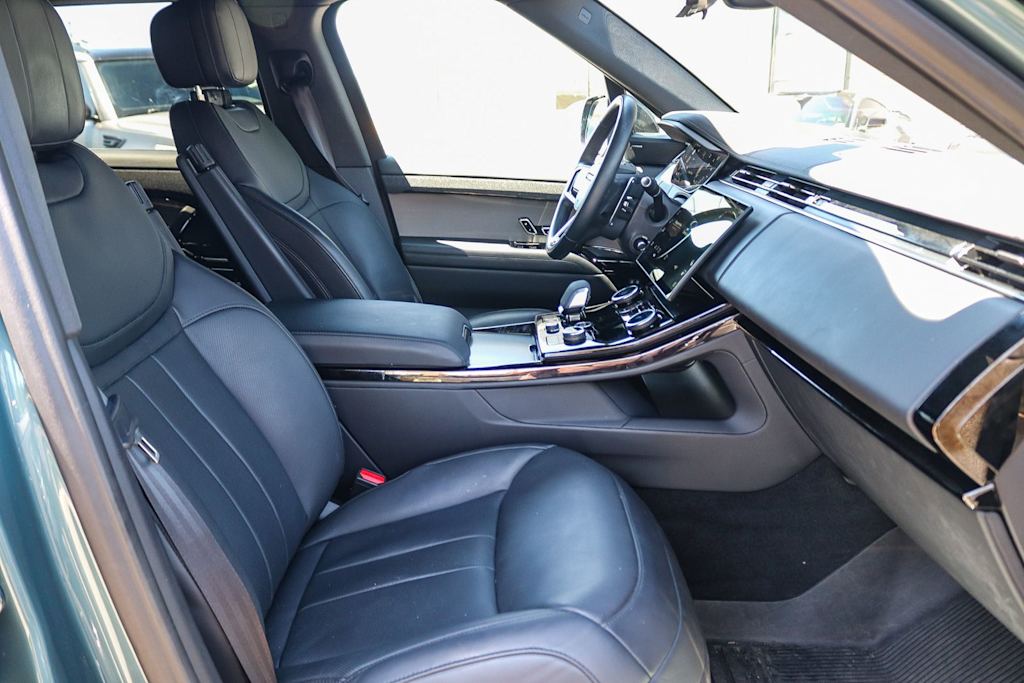 Thumbnail: 2023 Land Rover Range Rover Sport - 10