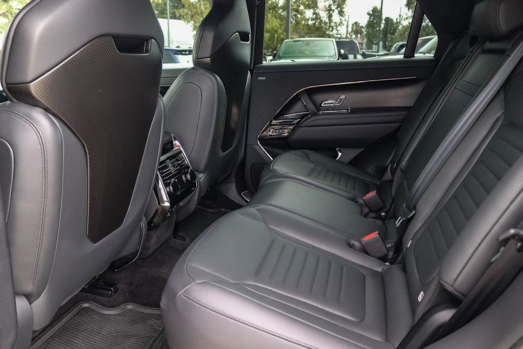 Thumbnail: 2024 Land Rover Range Rover Sport - 11