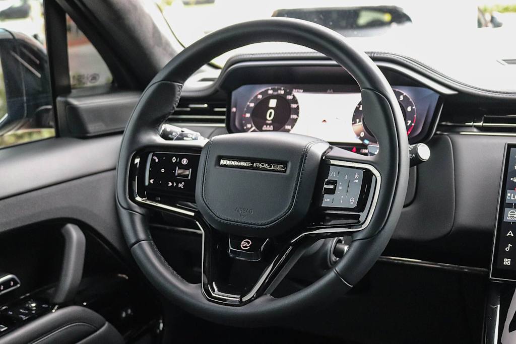 Thumbnail: 2024 Land Rover Range Rover Sport - 8