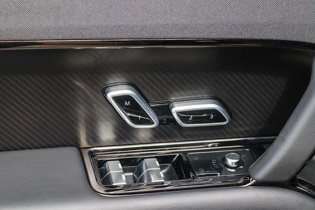 Thumbnail: 2024 Land Rover Range Rover Sport - 23