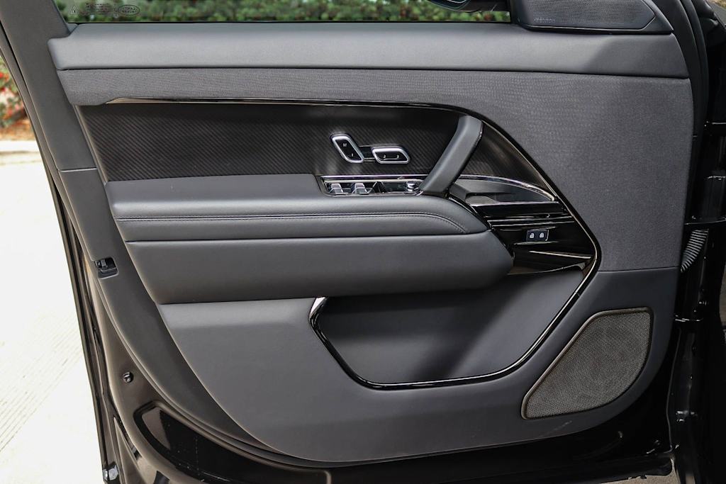 Thumbnail: 2024 Land Rover Range Rover Sport - 22