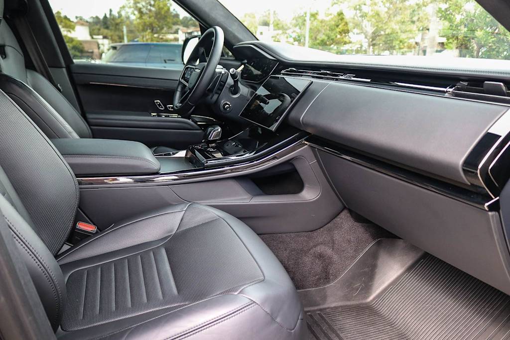 Thumbnail: 2024 Land Rover Range Rover Sport - 12
