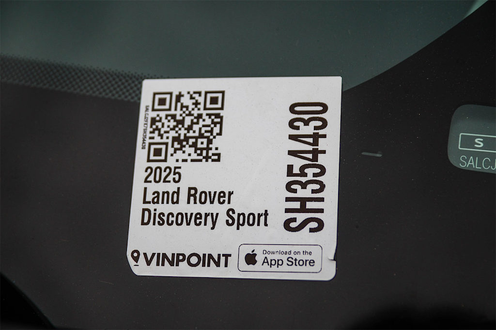 Thumbnail: 2025 Land Rover Discovery Sport - 17