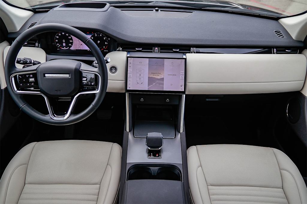 Thumbnail: 2025 Land Rover Discovery Sport - 2