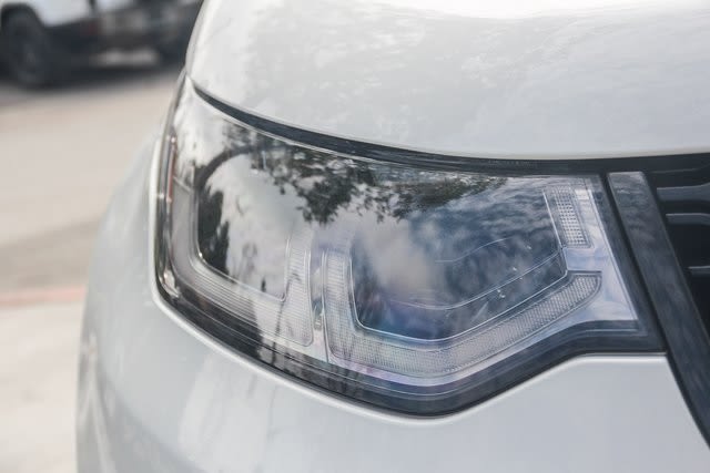 2023 Land Rover Discovery Sport SE 21