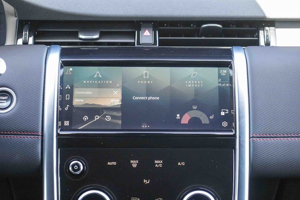 Thumbnail: 2023 Land Rover Discovery Sport - 22