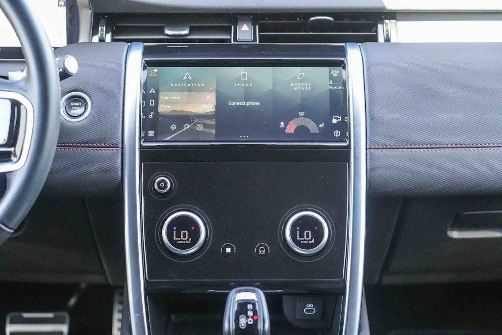 Thumbnail: 2023 Land Rover Discovery Sport - 12