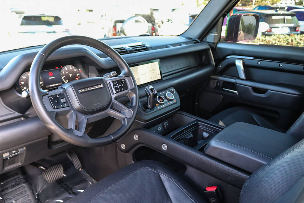 Thumbnail: 2023 Land Rover Defender - 2