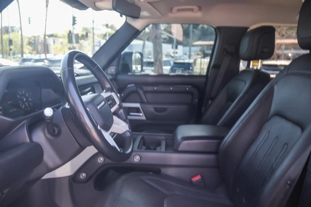2020 Land Rover Defender 110 11