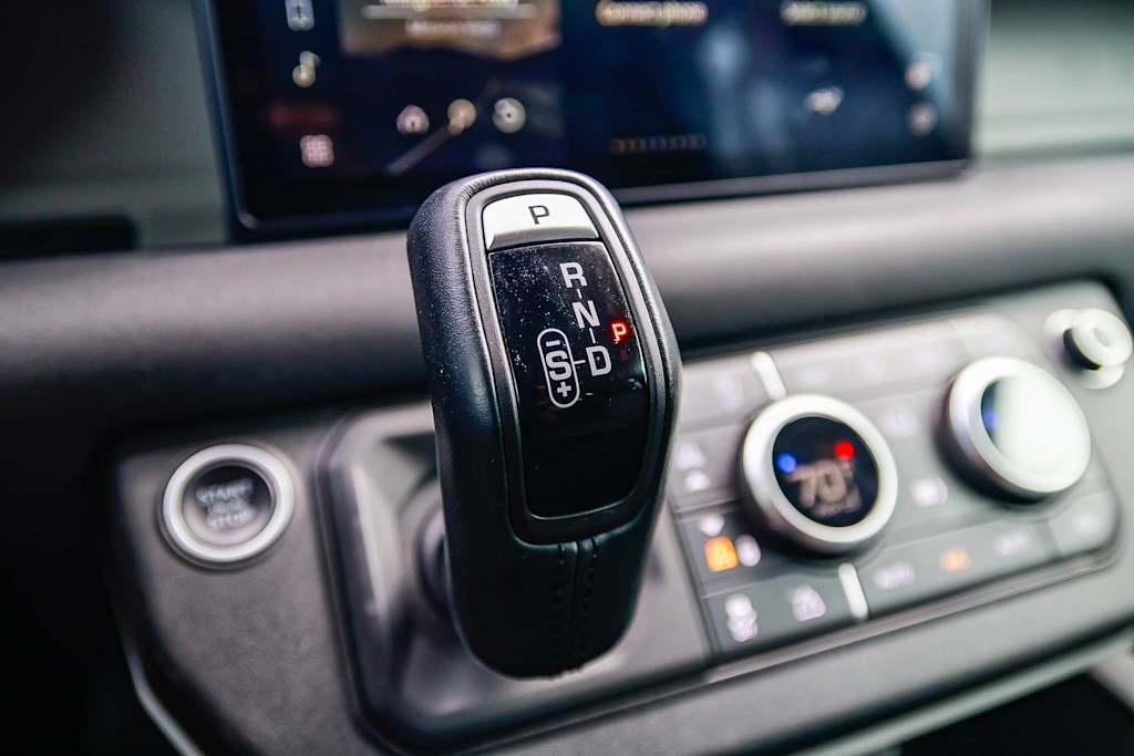 Thumbnail: 2020 Land Rover Defender - 13