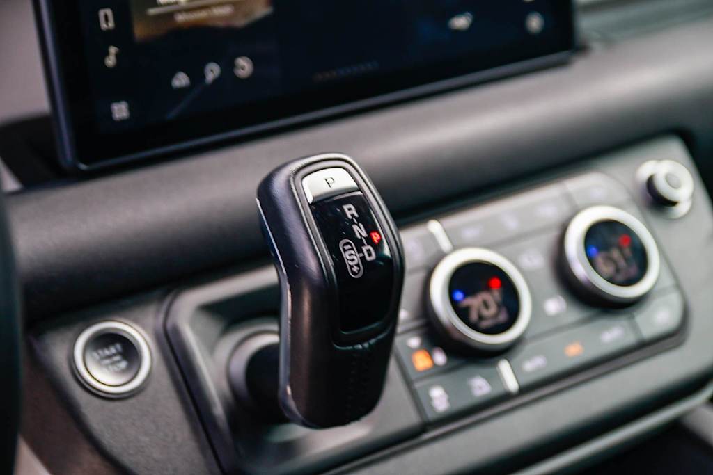 Thumbnail: 2020 Land Rover Defender - 22