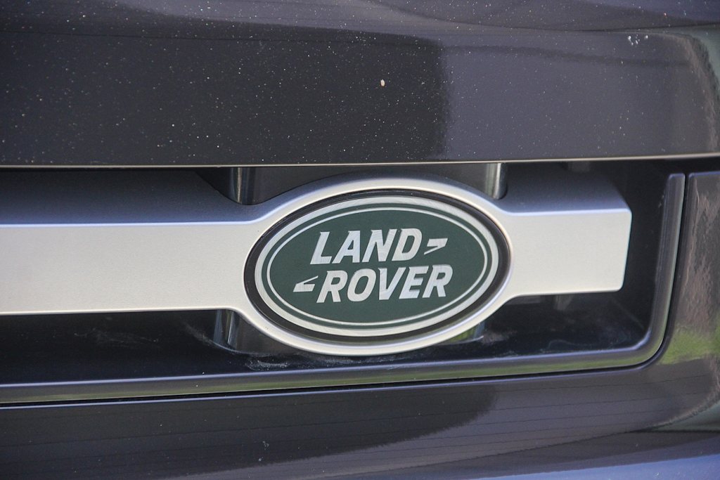 Thumbnail: 2024 Land Rover Defender - 6