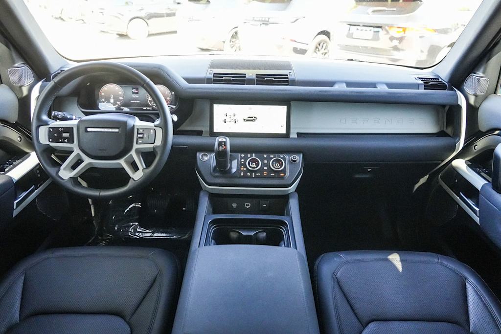 Thumbnail: 2023 Land Rover Defender - 2