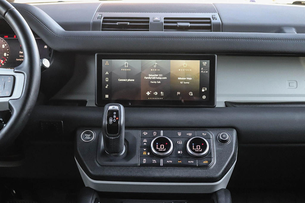 Thumbnail: 2024 Land Rover Defender - 12