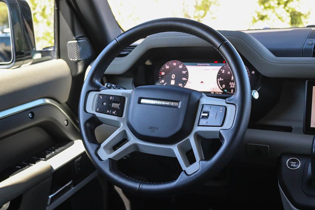 Thumbnail: 2023 Land Rover Defender - 8