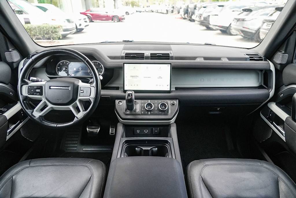 Thumbnail: 2022 Land Rover Defender - 2