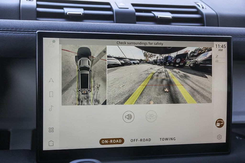 Thumbnail: 2023 Land Rover Defender - 27