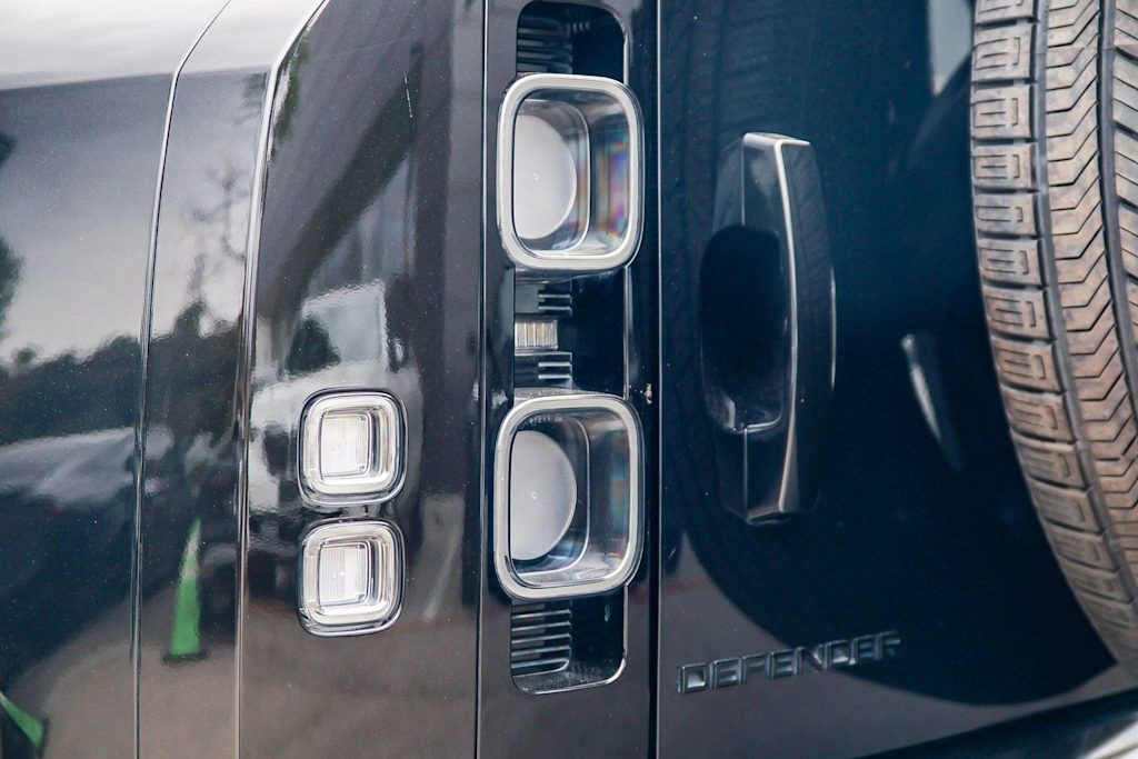 Thumbnail: 2024 Land Rover Defender - 15