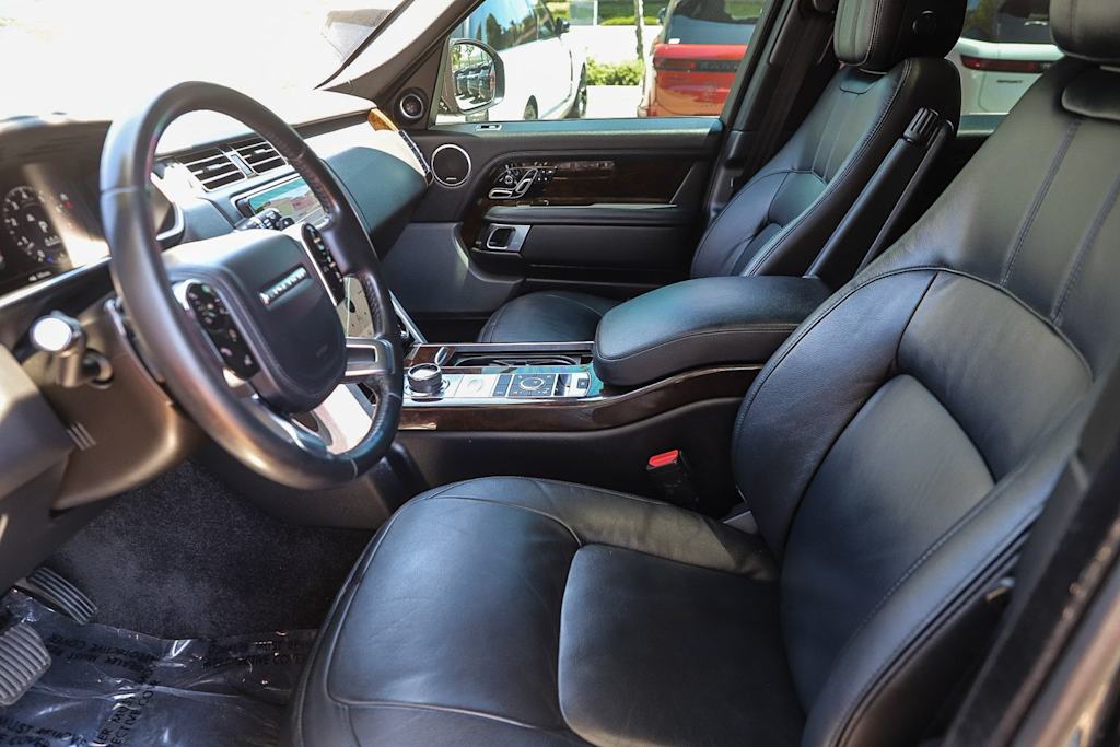 Thumbnail: 2021 Land Rover Range Rover - 10