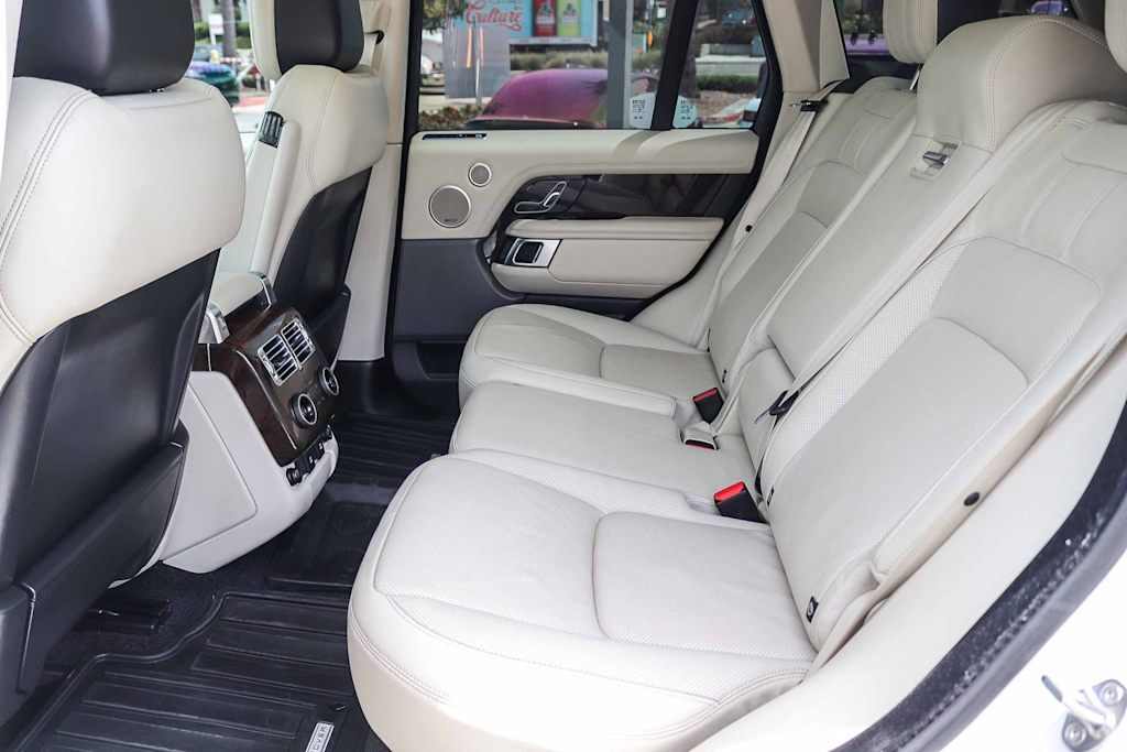Thumbnail: 2020 Land Rover Range Rover - 12