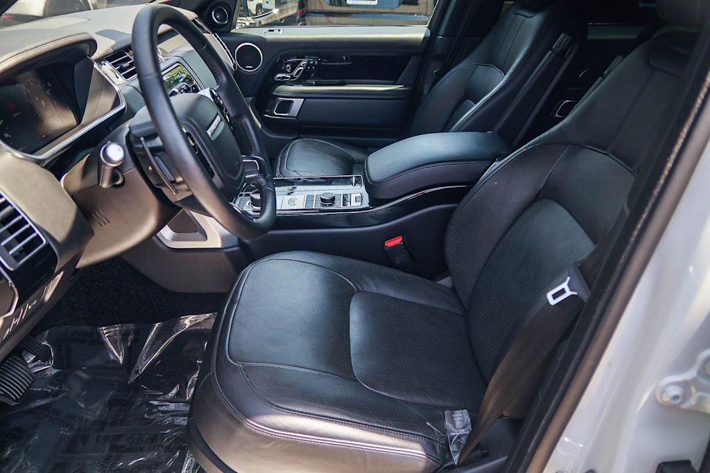 Thumbnail: 2020 Land Rover Range Rover - 11