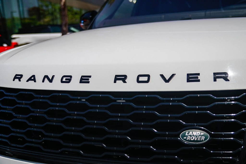Thumbnail: 2020 Land Rover Range Rover - 6