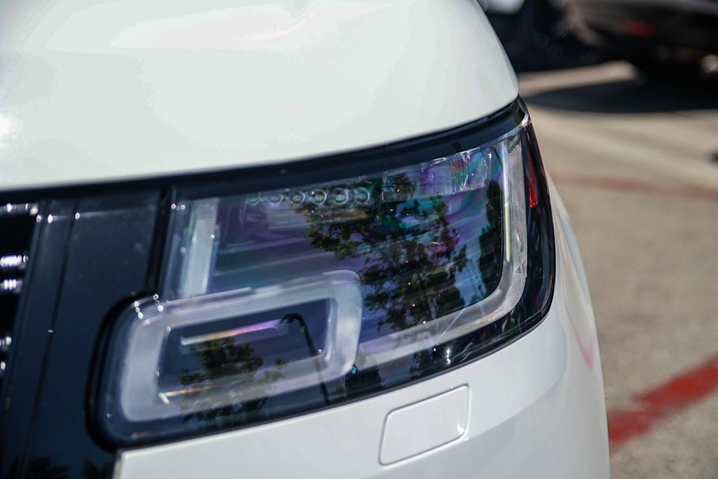 Thumbnail: 2020 Land Rover Range Rover - 21