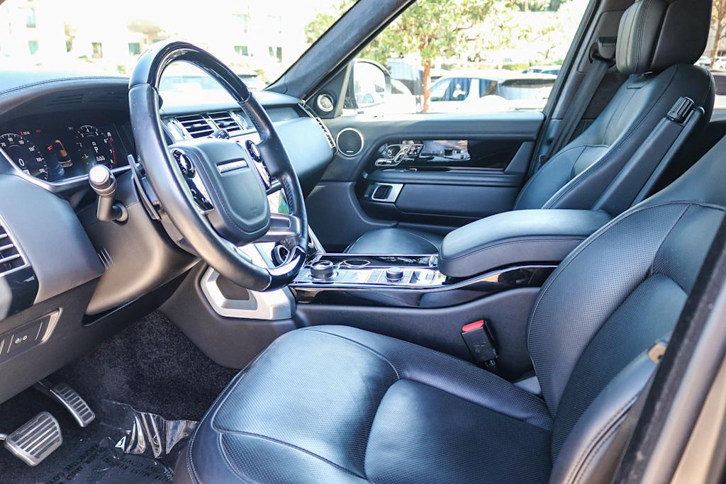 Thumbnail: 2021 Land Rover Range Rover - 10