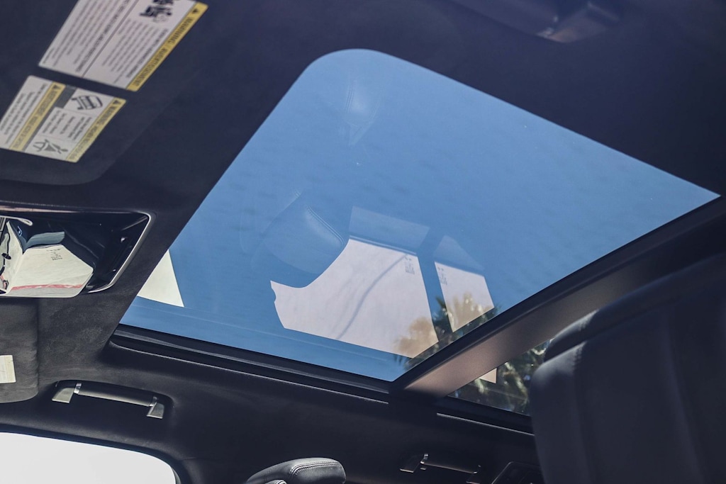 Thumbnail: 2022 Land Rover Range Rover - 20