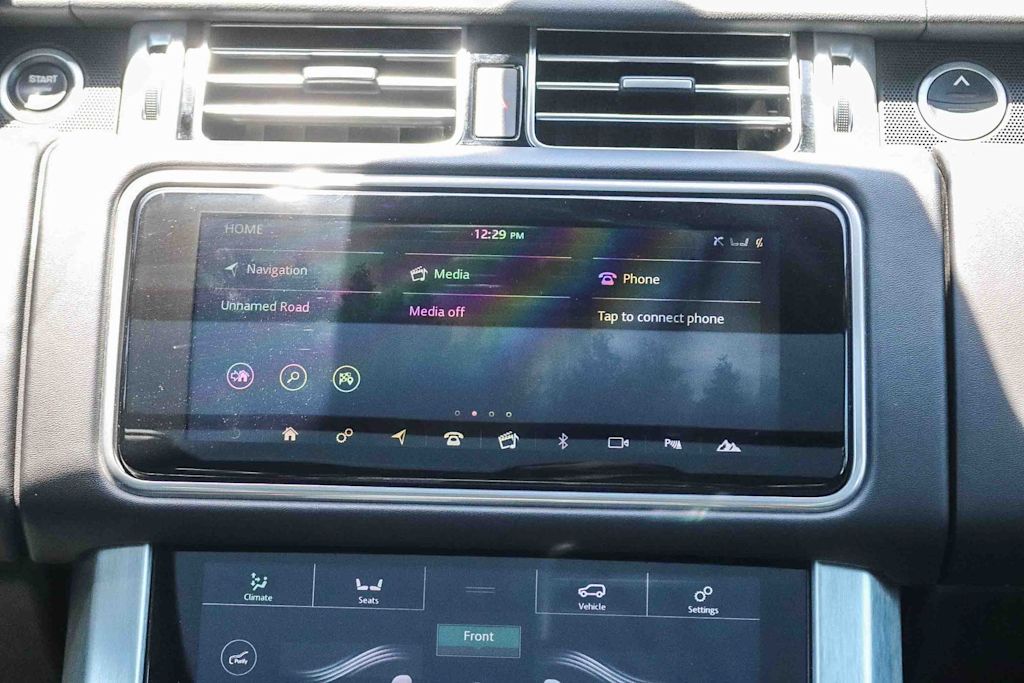 Thumbnail: 2022 Land Rover Range Rover - 19