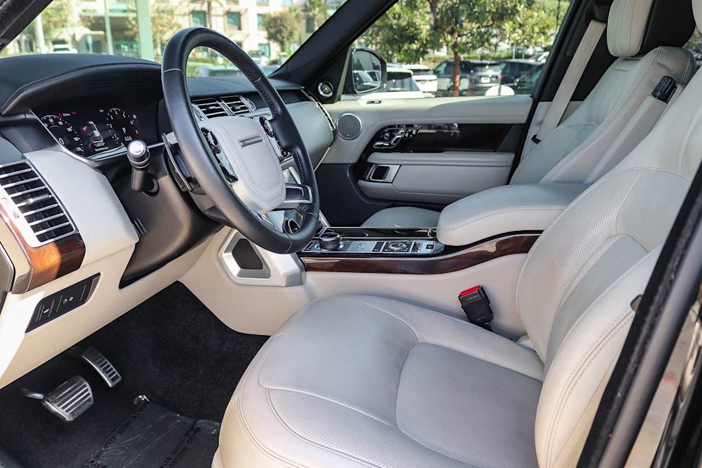 Thumbnail: 2021 Land Rover Range Rover - 9