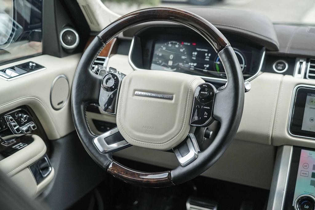 Thumbnail: 2021 Land Rover Range Rover - 8