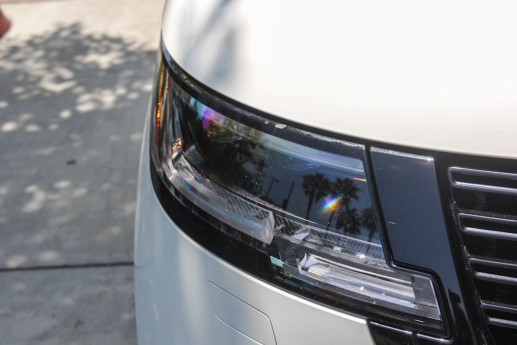 Thumbnail: 2023 Land Rover Range Rover - 20