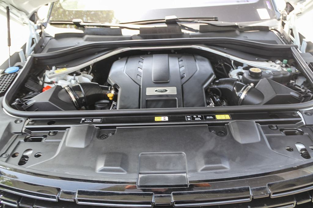 Thumbnail: 2023 Land Rover Range Rover - 8