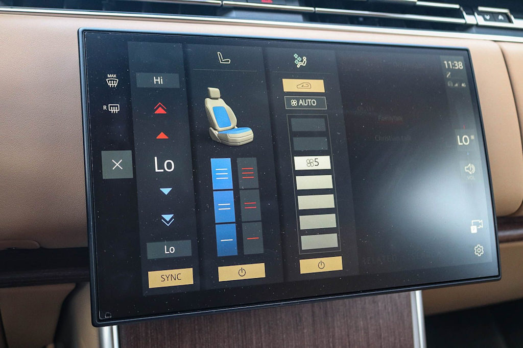 Thumbnail: 2026 Land Rover Range Rover - 26