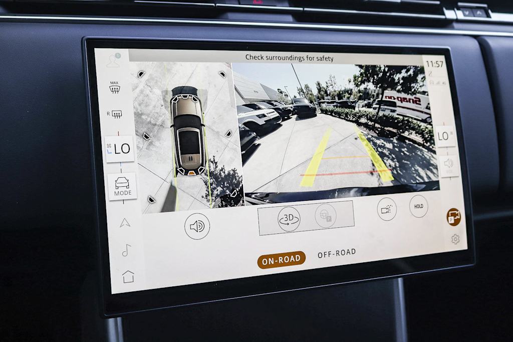 Thumbnail: 2025 Land Rover Range Rover - 24