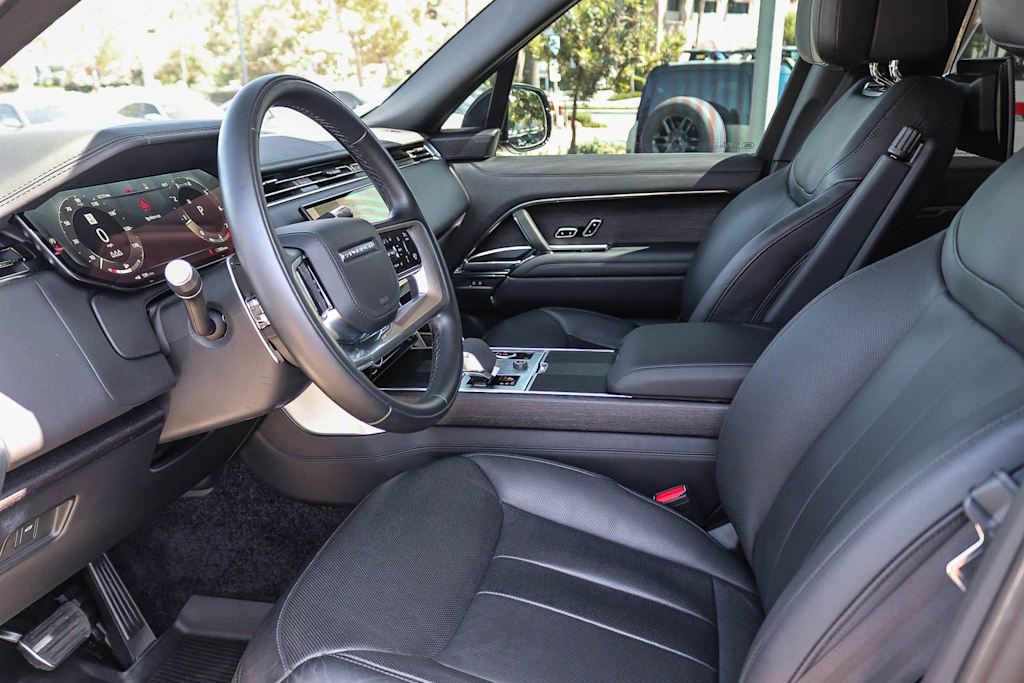 Thumbnail: 2022 Land Rover Range Rover - 9