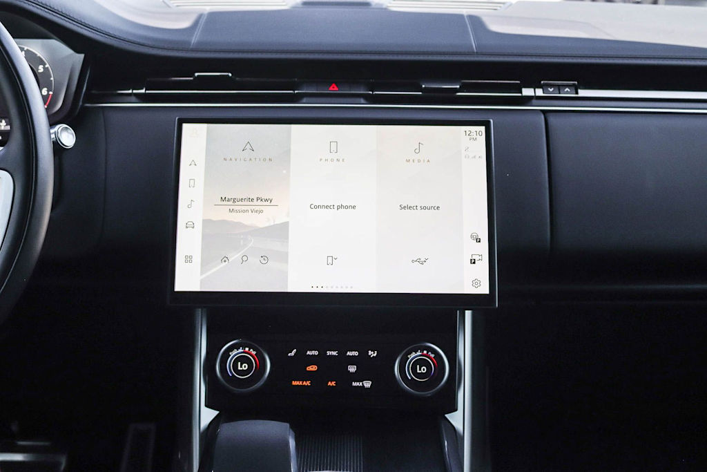 Thumbnail: 2022 Land Rover Range Rover - 13
