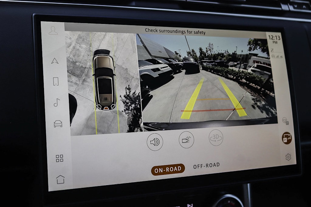 Thumbnail: 2022 Land Rover Range Rover - 26