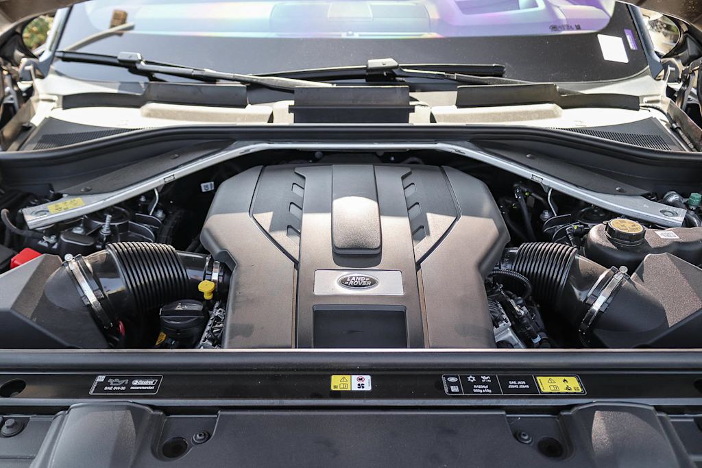 Thumbnail: 2022 Land Rover Range Rover - 7