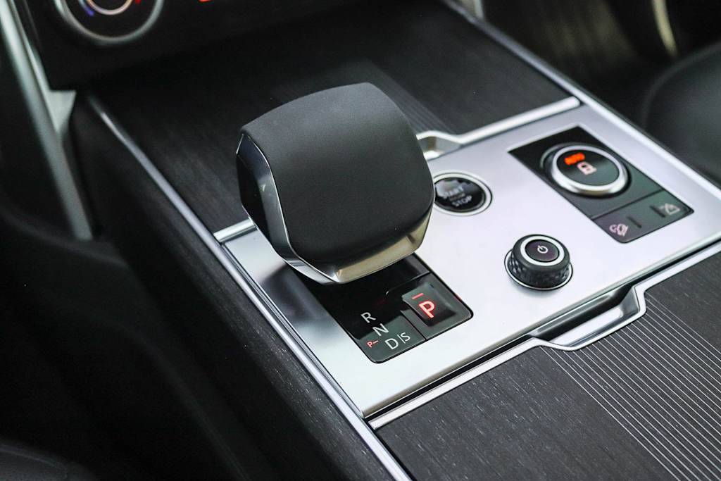 Thumbnail: 2022 Land Rover Range Rover - 14