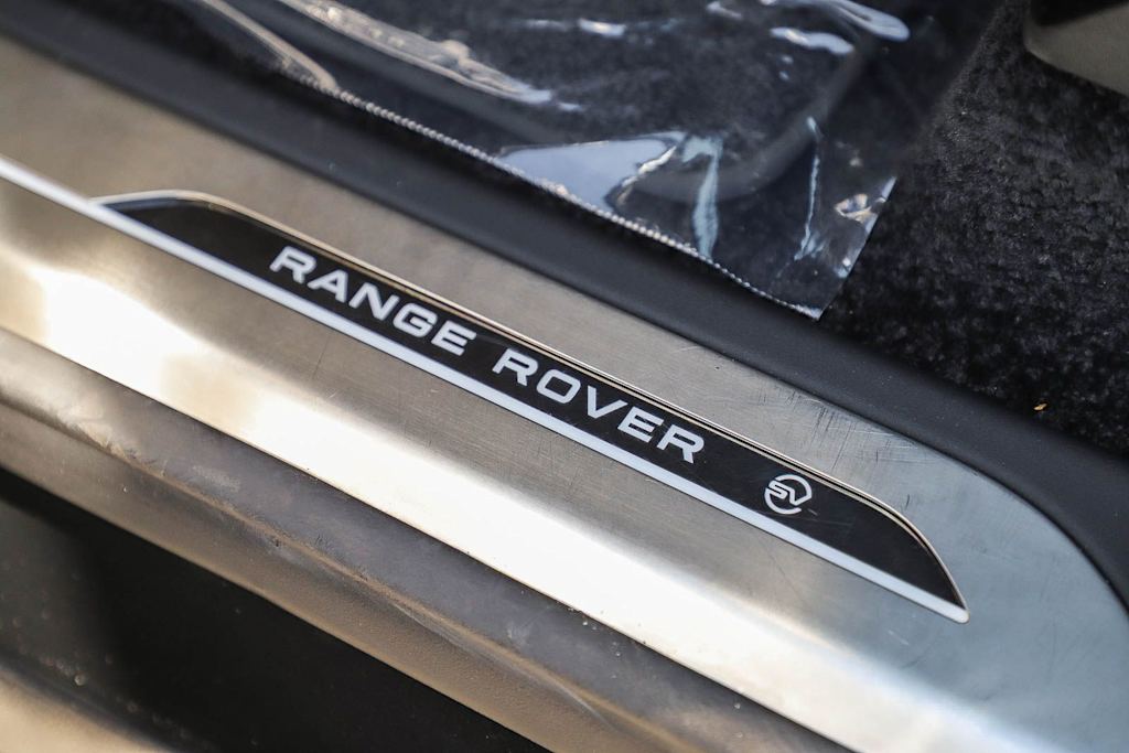 Thumbnail: 2024 Land Rover Range Rover - 28